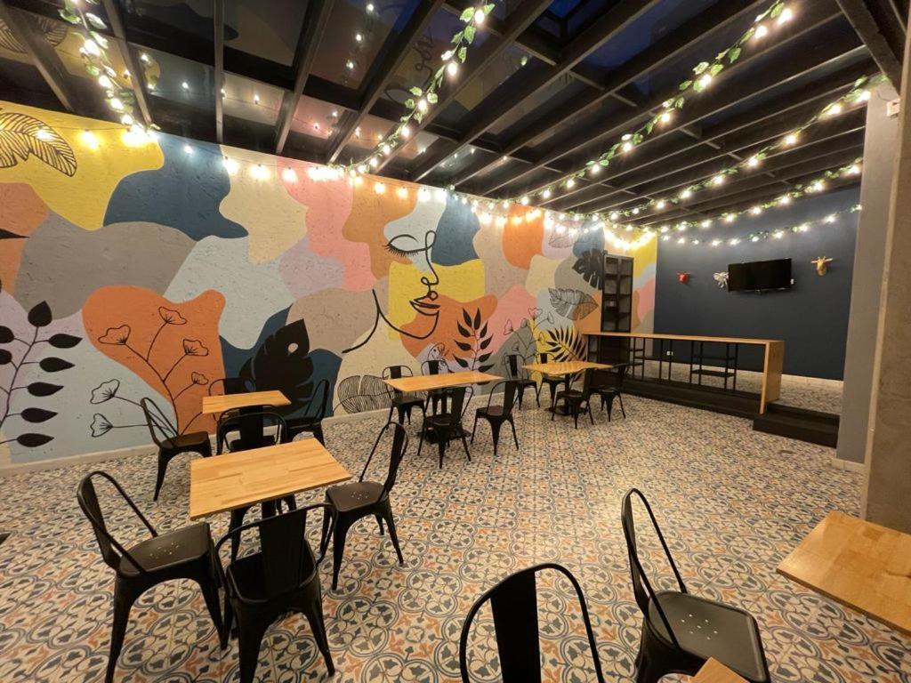 בוגוטה Em Hotel Corferias Embajada Americana מראה חיצוני תמונה