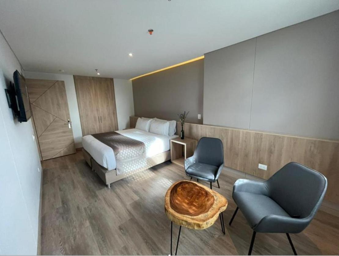 בוגוטה Em Hotel Corferias Embajada Americana מראה חיצוני תמונה